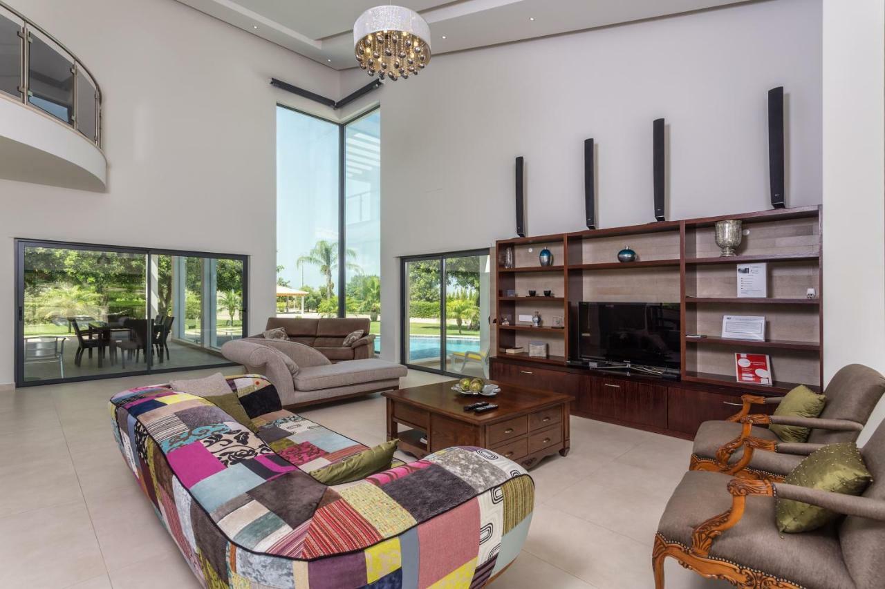 Family Country House Φάρο Εξωτερικό φωτογραφία